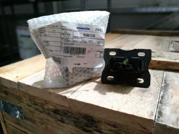 Label of KOMATSU LOCK ASSY 23A 952 8762 23A 952 8762