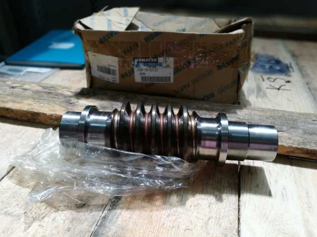 Label of KOMATSU WORM 23B7052121