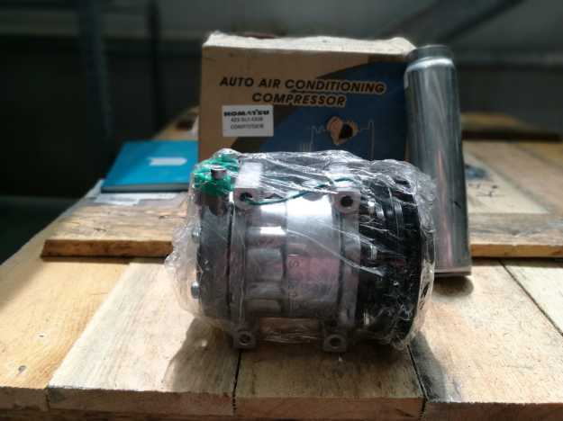 Label of KOMATSU COMPRESSOR 423S624330 423S624330