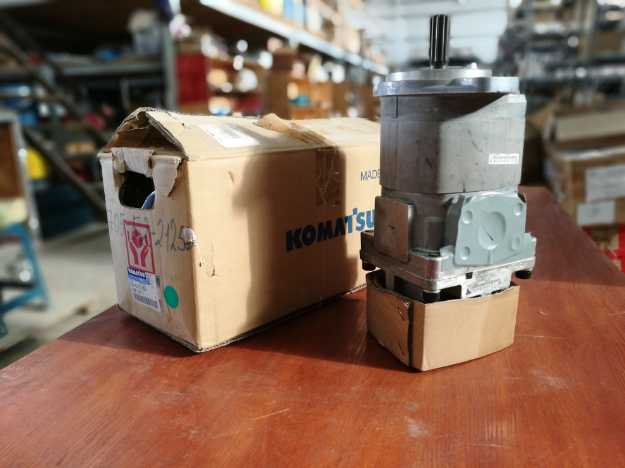 Picture of KOMATSU PUMP ASSY 705-52-21250