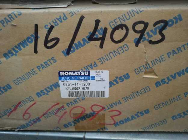 Picture of KOMATSU CYLINDER HEAD 6251111200