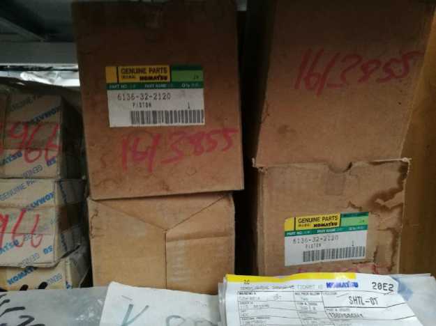 Picture of KOMATSU PISTON 6136322120