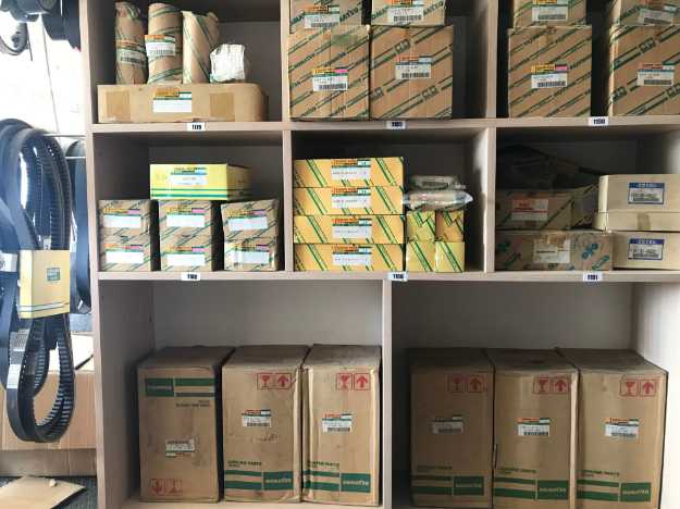 Picture of Komatsu BUSHING 6127-21-1490