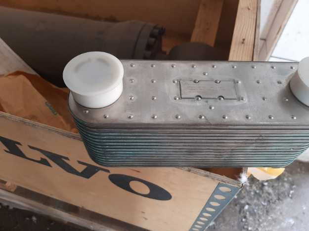 Picture of Volvo Oil Cooler 20797236