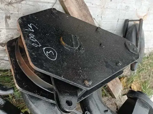 Picture of Overhead Crane Sheave Blocks, pulleys & Hooks Capacity 8 Tonne