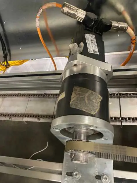 Picture of REXROTH MOTOR MSK050C-0450-NN-M1-UGO-NNNN        