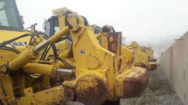Picture of KOMATSU D155A-5 Crawler Dozer