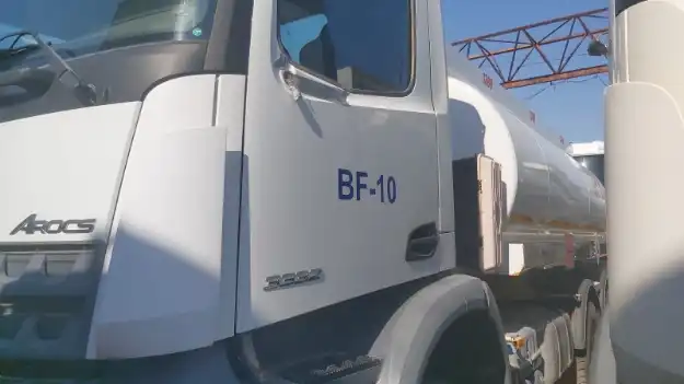 Picture of MERCEDES FUEL TRUCK AROCS 3332B/EFEMMEK