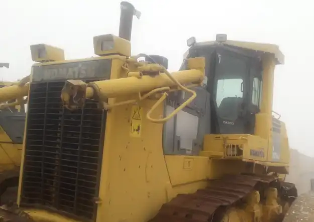 Picture of KOMATSU D275AX-5 Crawler Dozer