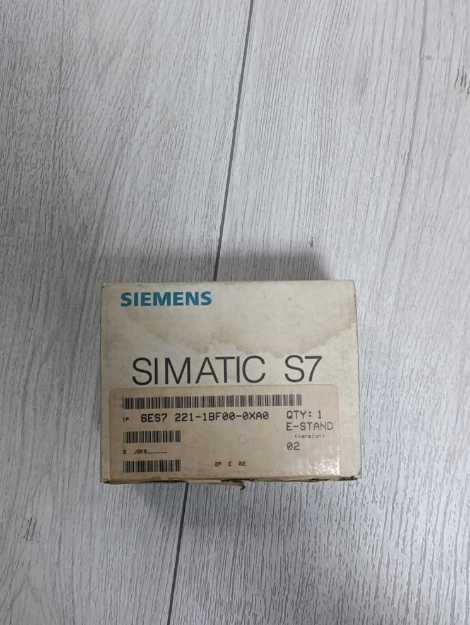 Picture of SIEMENS SIMATIC S7-200 EM 221, 8DI, 24V DC 6ES7221-1BF00-0XA0