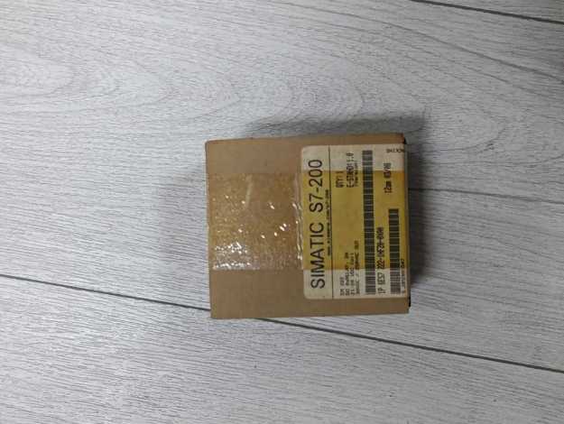 Picture of SIEMENS SIEMENS S7 200 DIGITAL OUTPUT MODULE  6ES7222-1HF20-0XA0